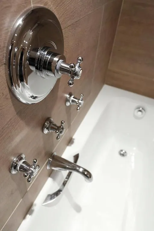 Au Manoir Saint Germain 4*