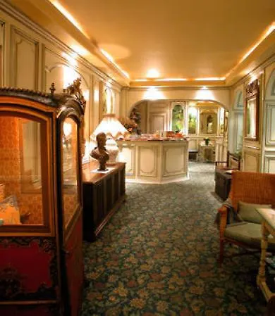 Au Manoir Saint Germain מלון פריז